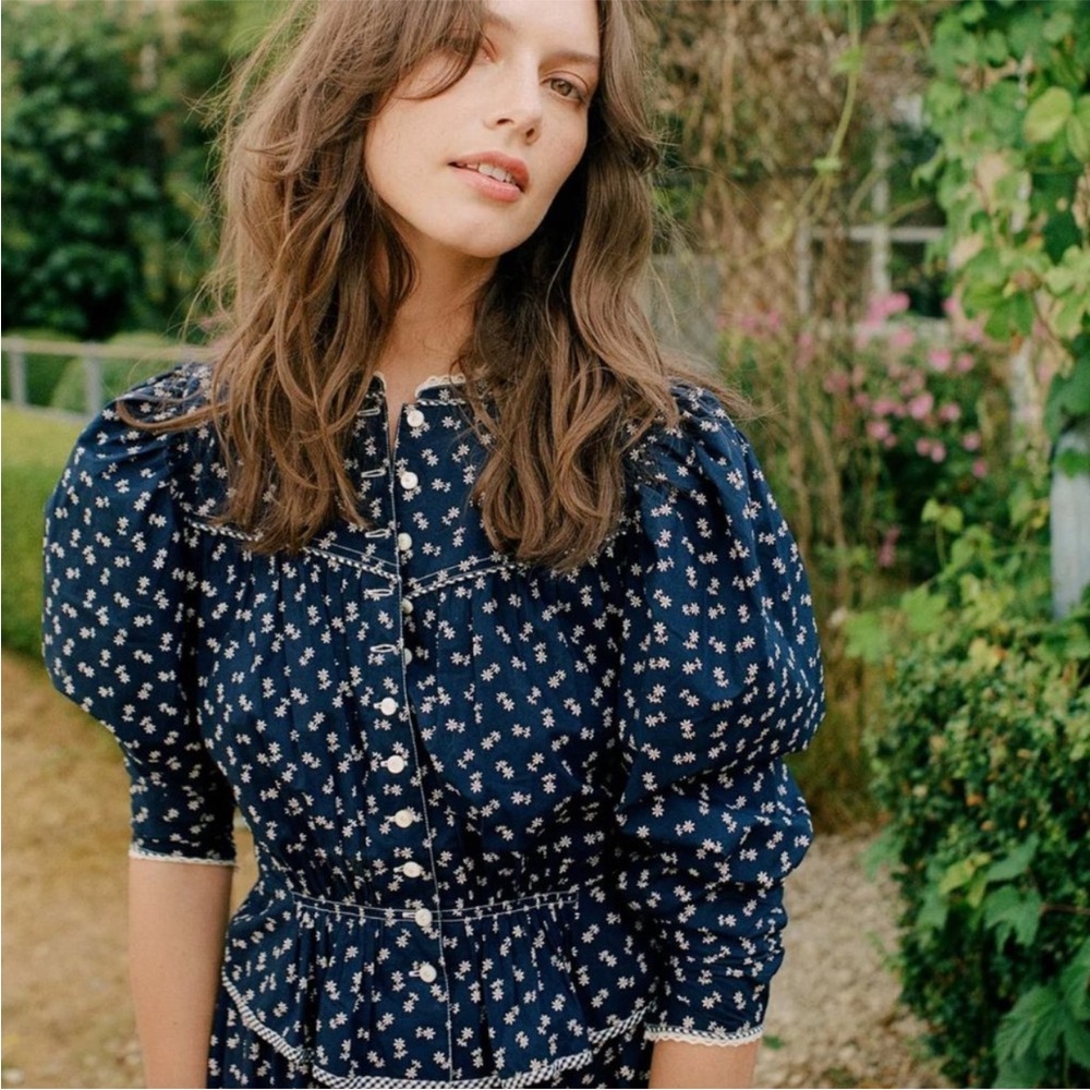 DOEN Amelia Victorian Button Blouse Puff Sleeve Ruffle Indigo Calico M EUC